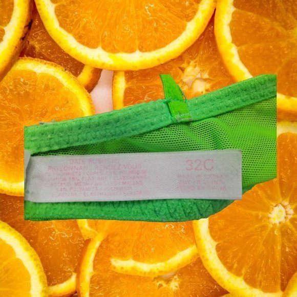 Victoria's Secret Date Pushup 32C - Picture 6 of 6